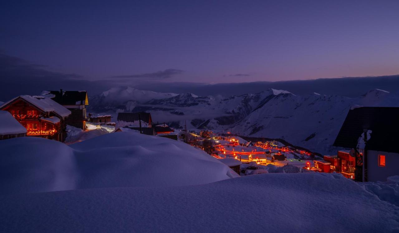 Alpina Hotel Gudauri Kültér fotó