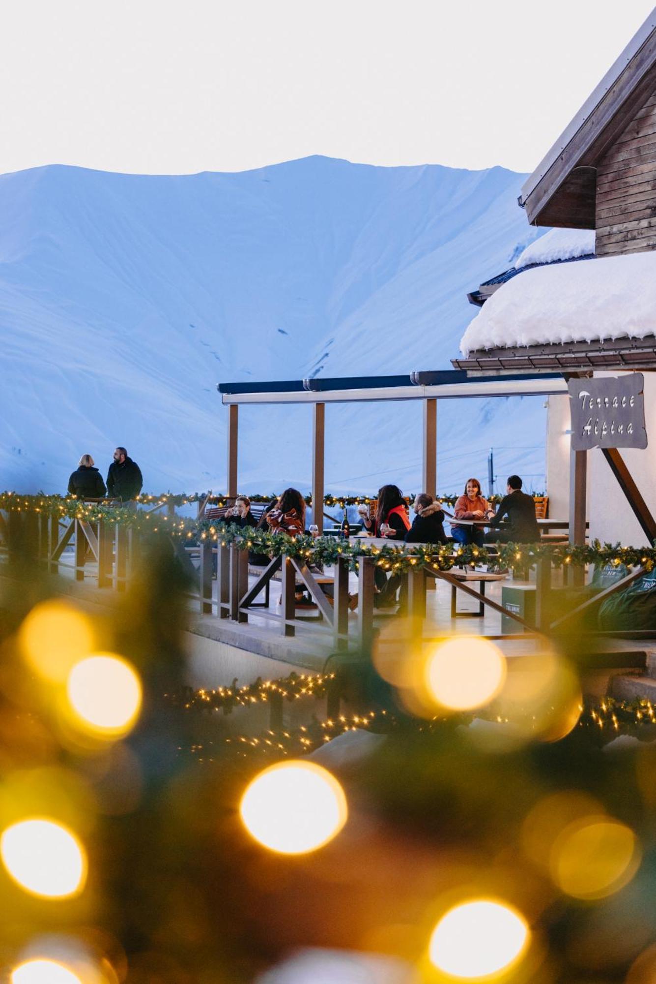 Alpina Hotel Gudauri Kültér fotó